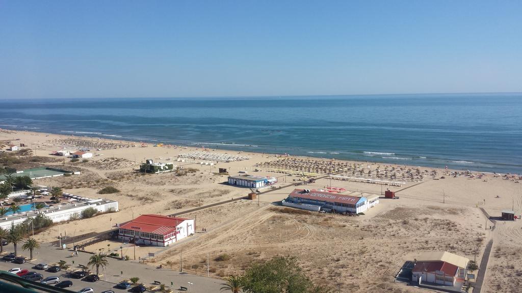 Apartamentos Guadiana Monte Gordo Oda fotoğraf